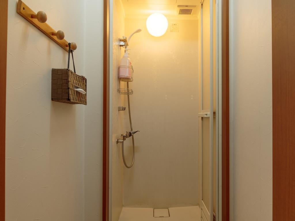 Hostel J-hoppers *