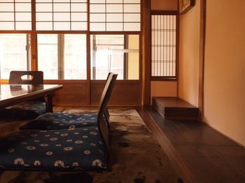 Hatagoya Kamishichiken Apartment