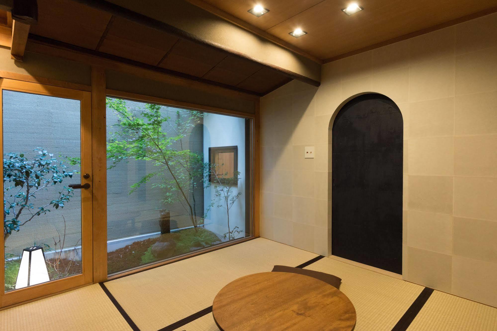 'Kakishibu-An' Machiya Holiday House 2*