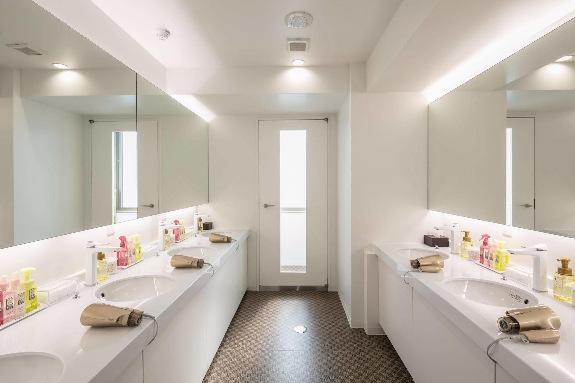 Capsule Square Capsule hotel Kyoto
