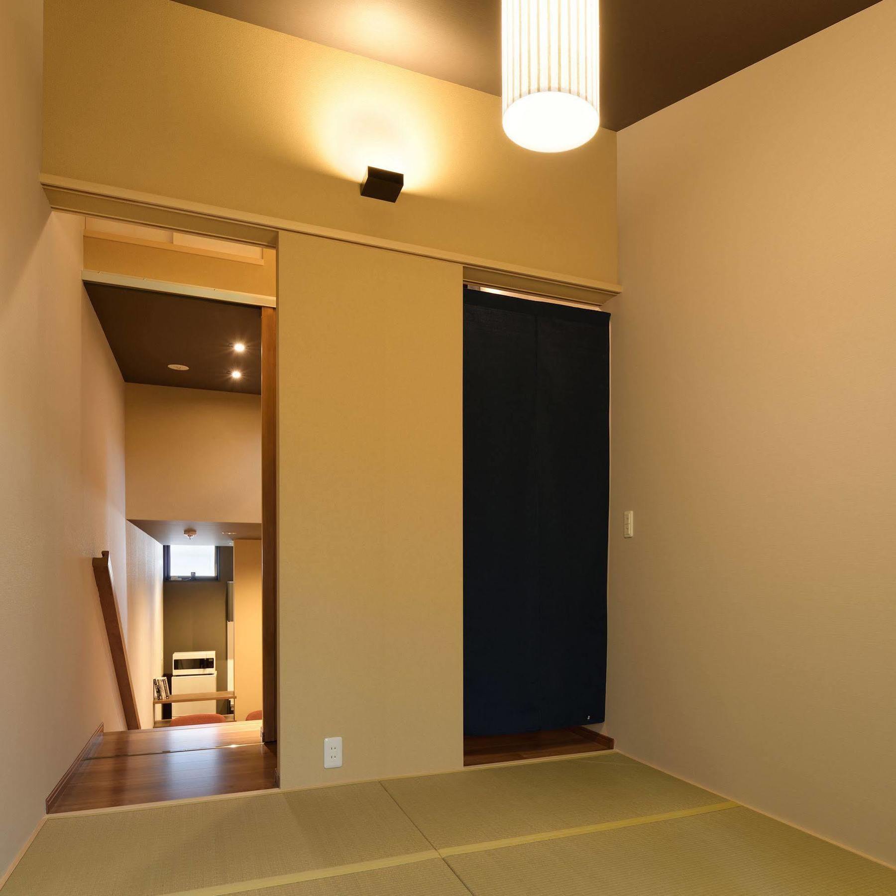Apartment Hatagoya Kamishichiken