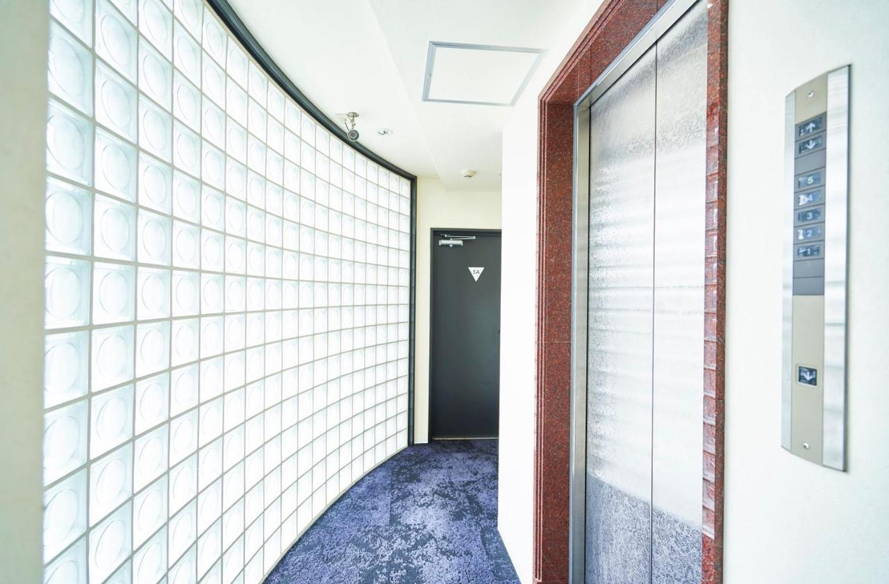 Grand-rem Hostel