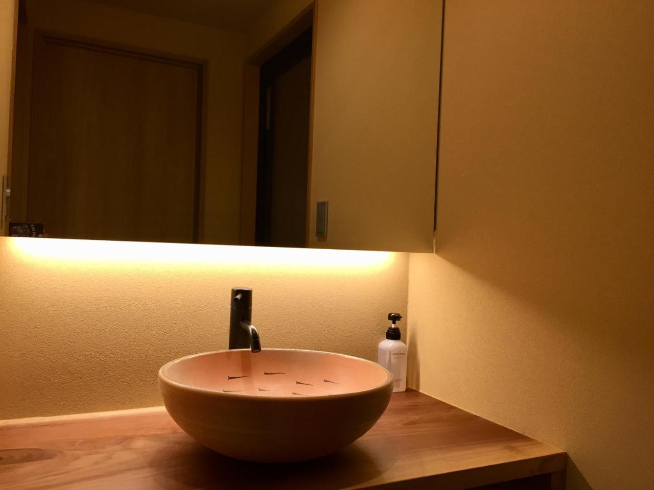 Grand-rem Hostel
