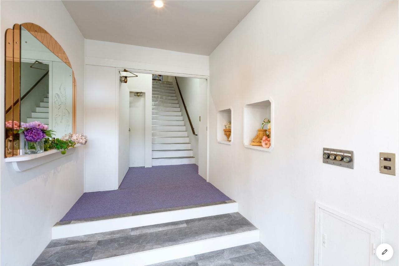 8q Gojo Suites *