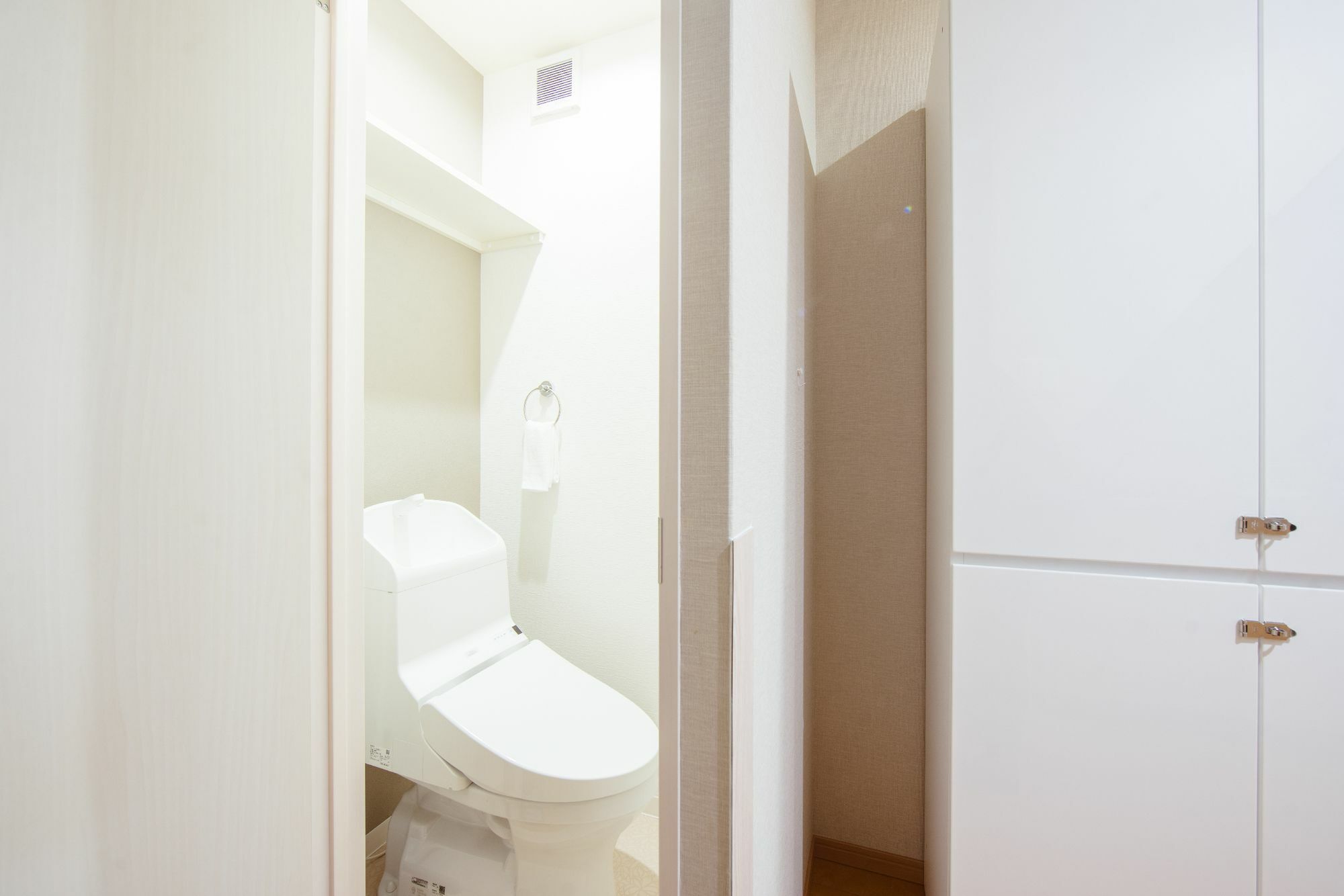 Resi Kyodai West Apartment *