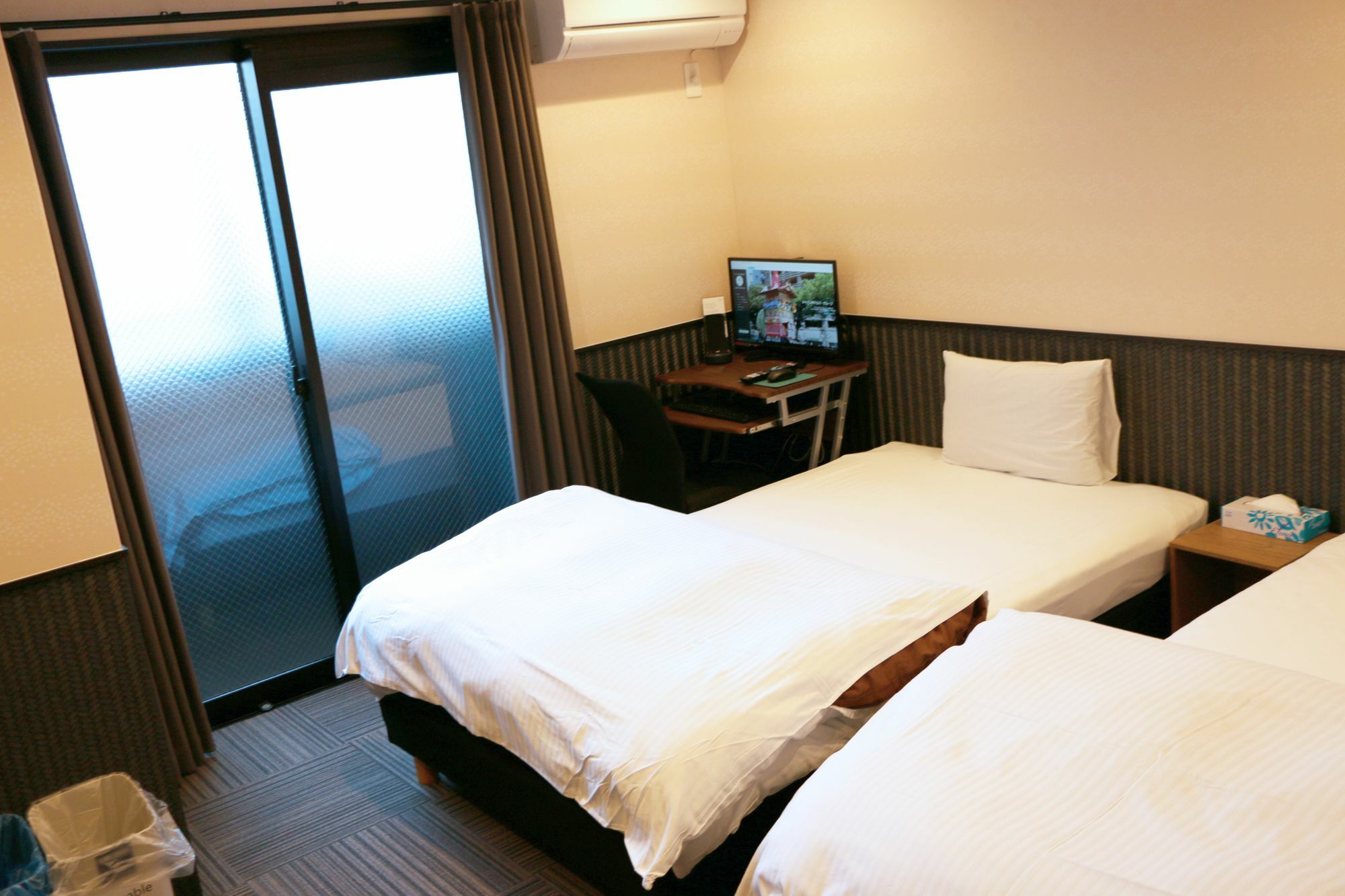 Oyo Japan Gojo-muromachi Hotel