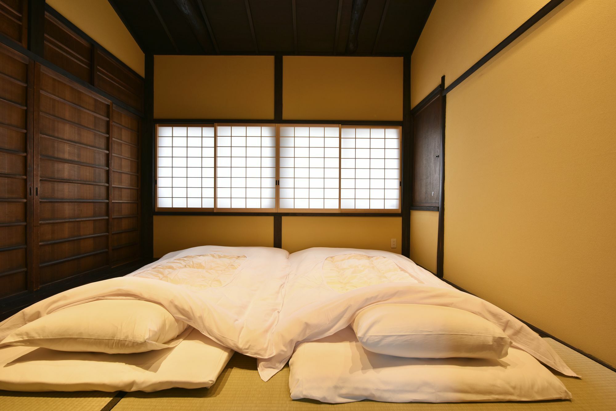 Kuraya Senbonsanjo * Kyoto