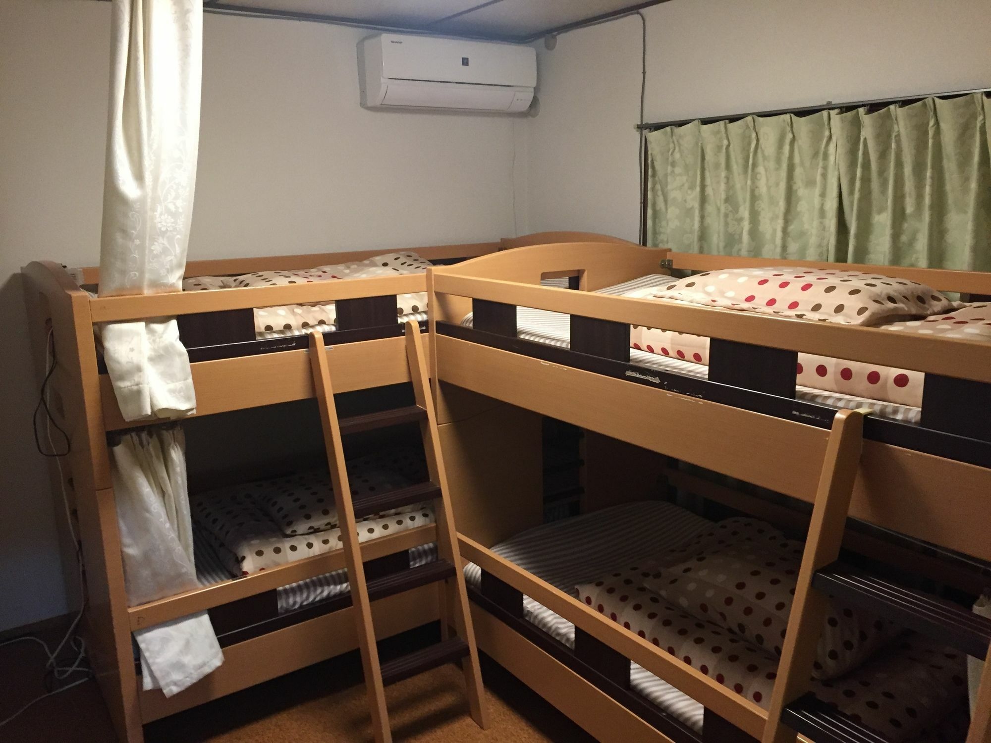 Hostel Usagi-momiji Kyoto