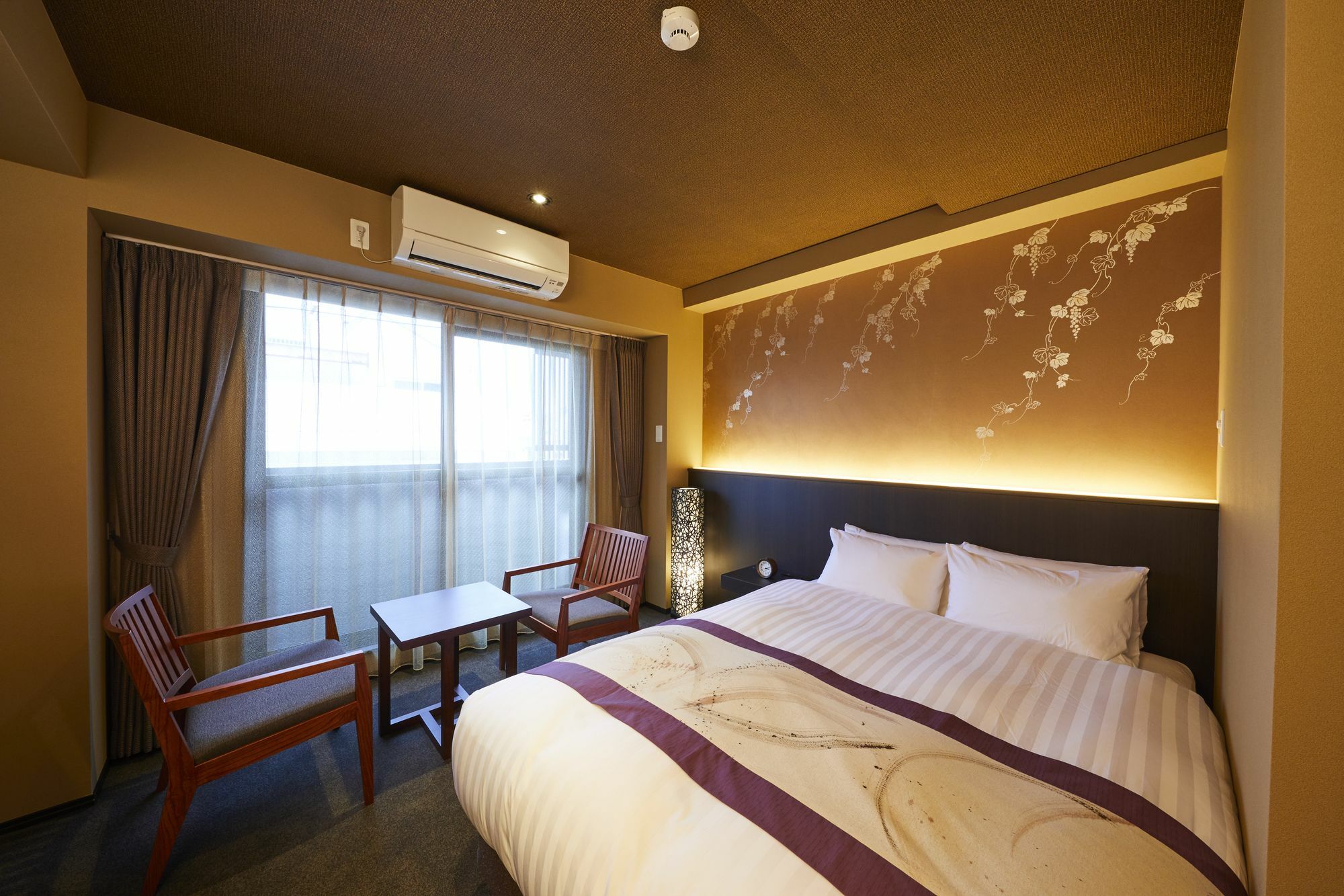 Rinn Gojo Tenjinmae Apartment