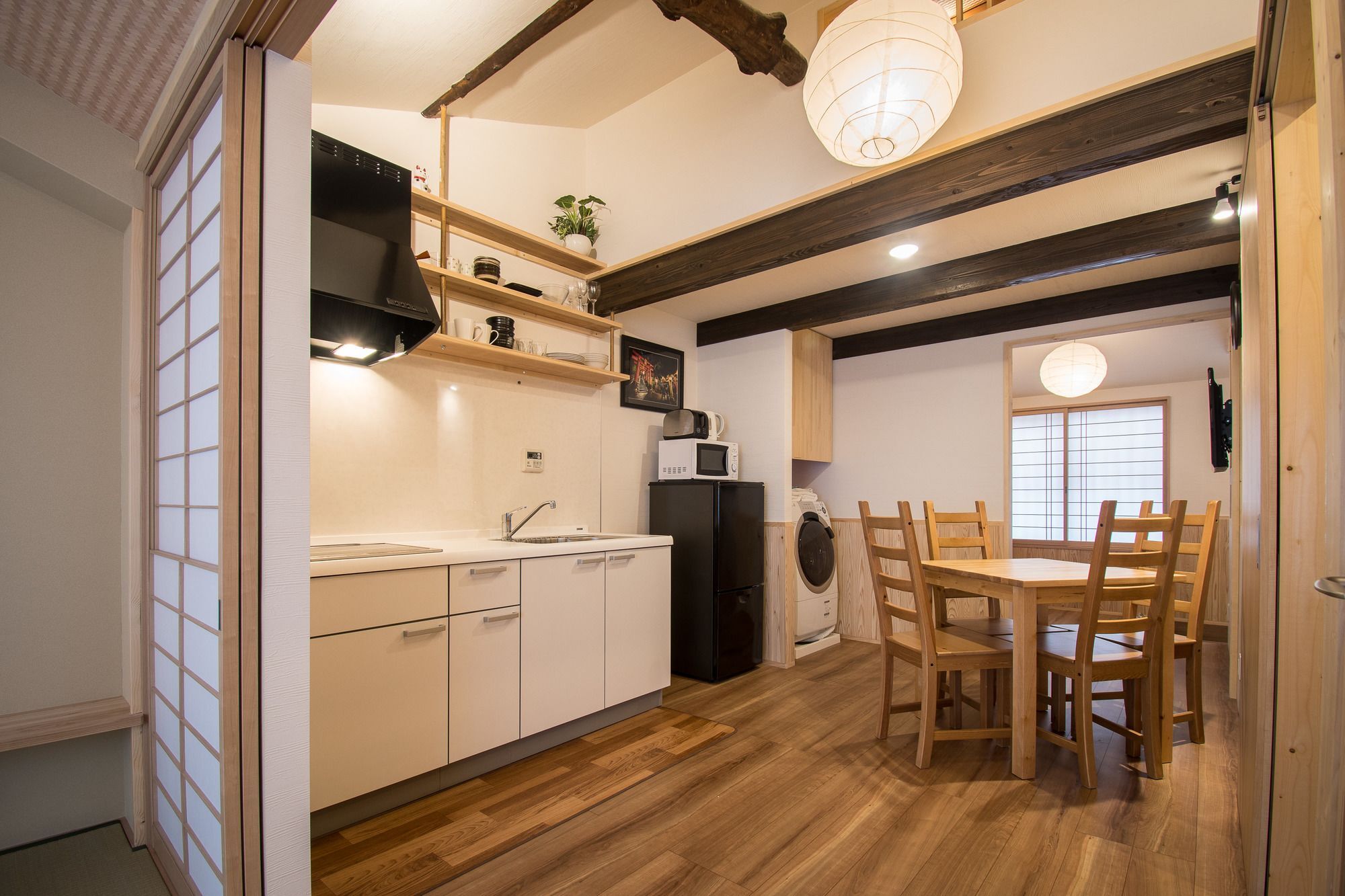 Apartment Blue Tengu Kujo