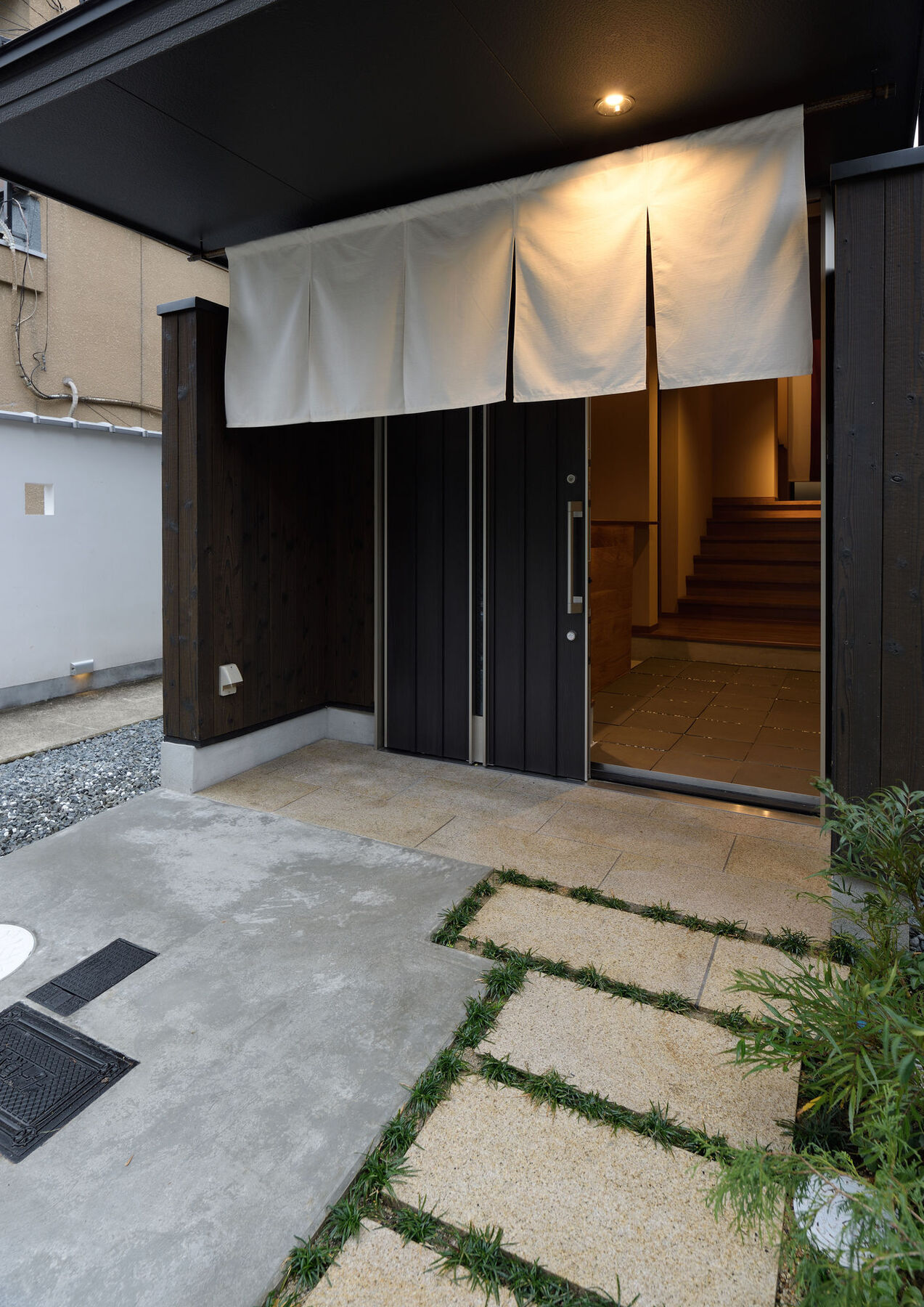 Hatagoya Kamishichiken Apartment