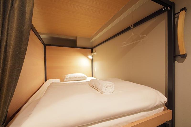 R Star Hostel